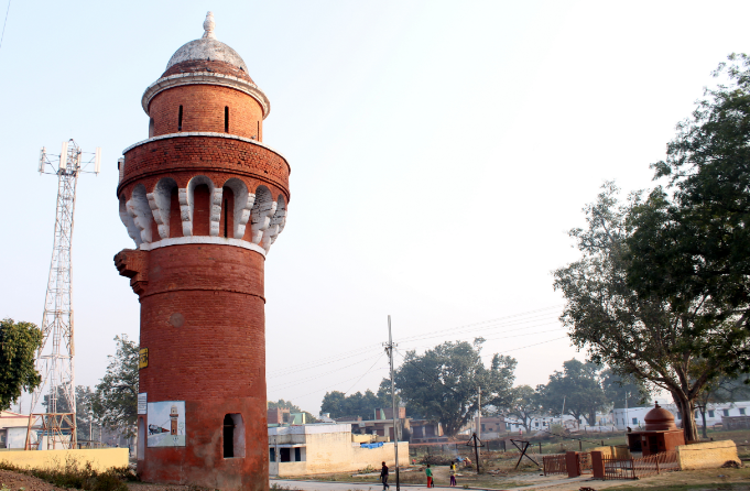 Barhan - ईस्ट इंडिया कम्पनी द्वारा बनाया गया था बरहन जंक्शन का पुराना कुआँ 1948 में