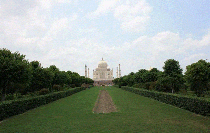 mehtab bagh 1 410x260 - मेहताब बाग से ताजमहल की जो खूबसूरती दिखाई देती है वह और कहीं से नहीं